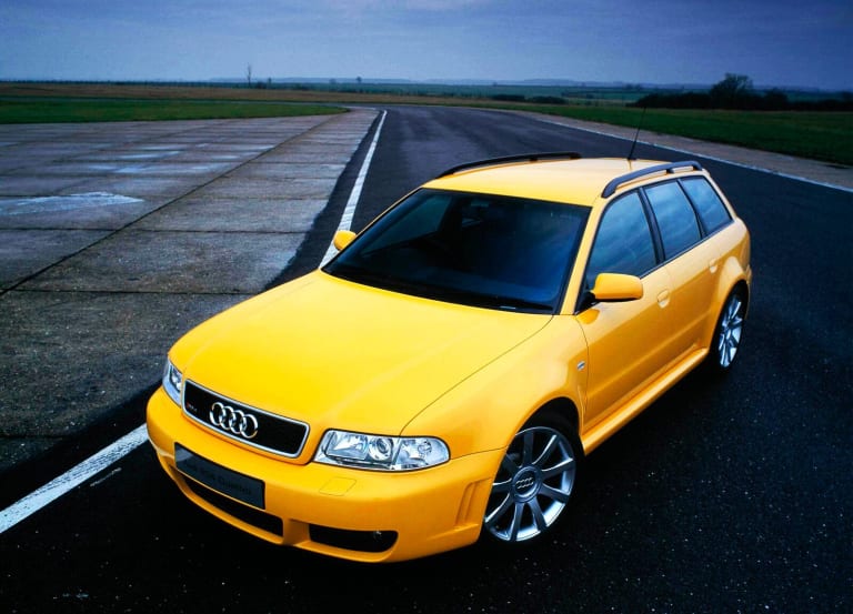 audi_rs4_2000_pictures_2-aspect-ratio-1600-1153.jpg