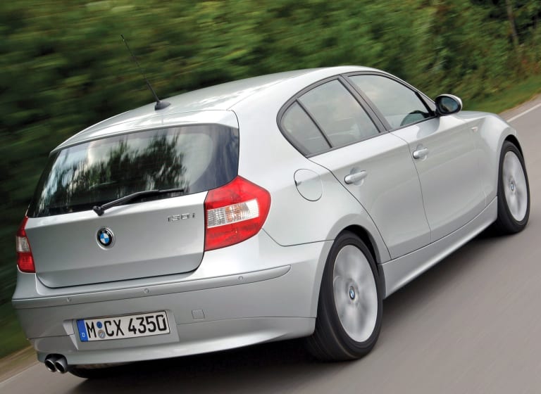 bmw_1-series_2005_images_3-aspect-ratio-2048-1493.jpg