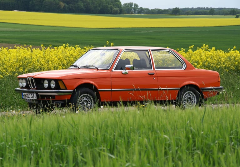 bmw_3-series_1975_photos_3-aspect-ratio-1600-1115.jpg