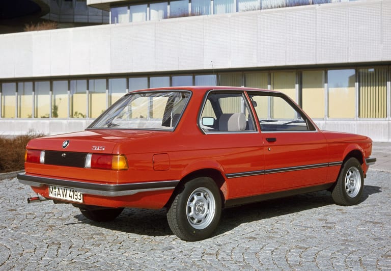 bmw_3-series_1981_pictures_1-aspect-ratio-2048-1418.jpg