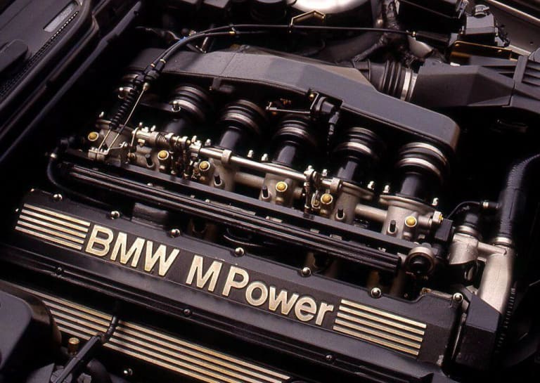bmw_5-series_1989_images_3-aspect-ratio-1024-726.jpg