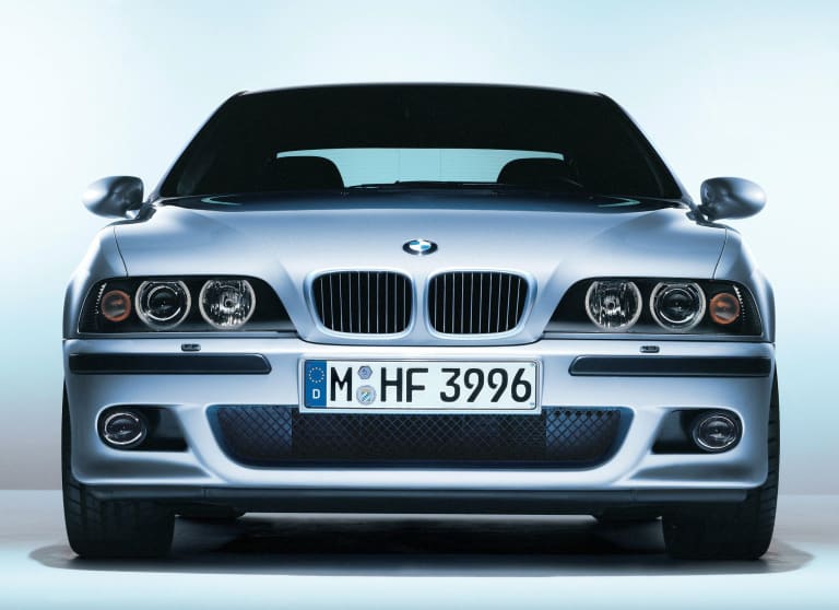 bmw_m5_1998_photos_1-aspect-ratio-2048-1487.jpg