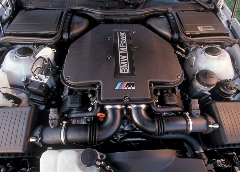 bmw_m5_1998_pictures_1-aspect-ratio-1600-1148.jpg