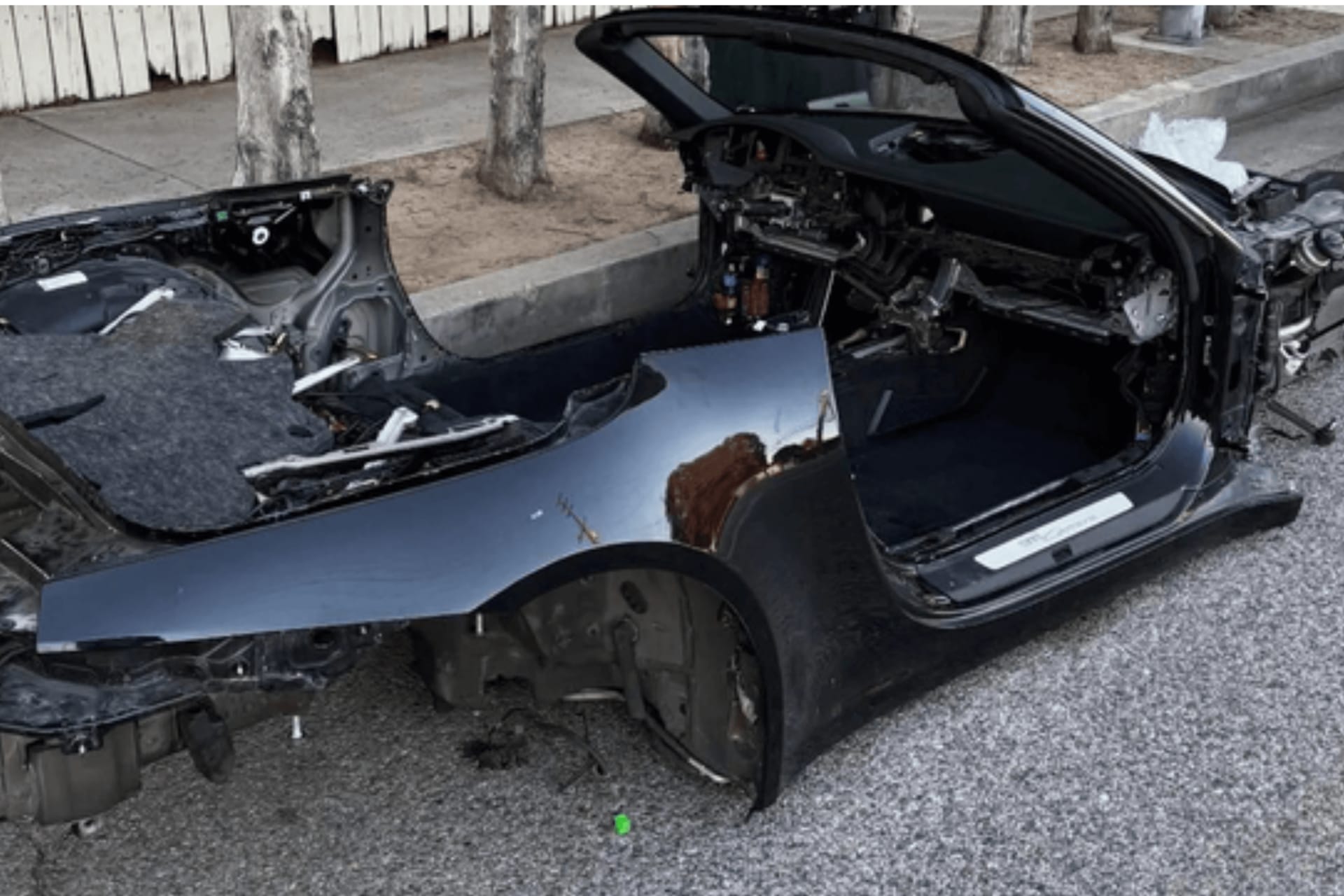 Des passants l'ont prise pour une Mazda MX-5 : c'était une Porsche 911 dépouillée jusqu'à l'os à Los Angeles