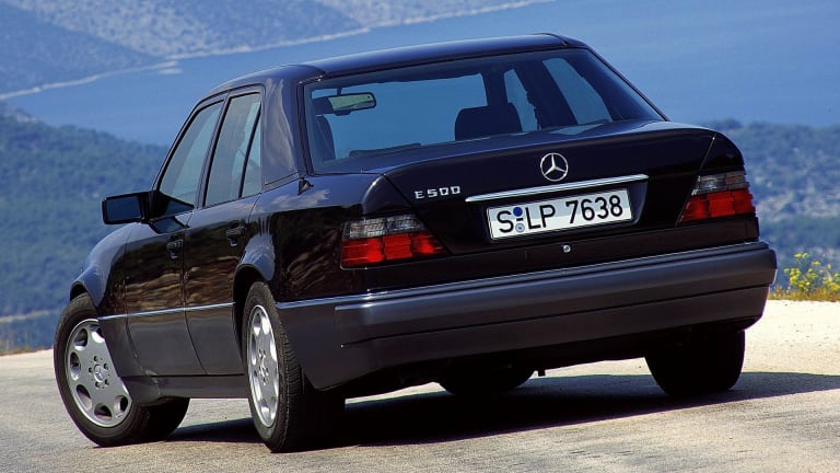 carpixel.net-1993-mercedes-benz-e-500-55913-hd.jpg