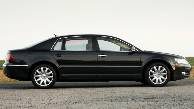 carpixel.net-2007-volkswagen-phaeton-uk-46113-hd.jpg