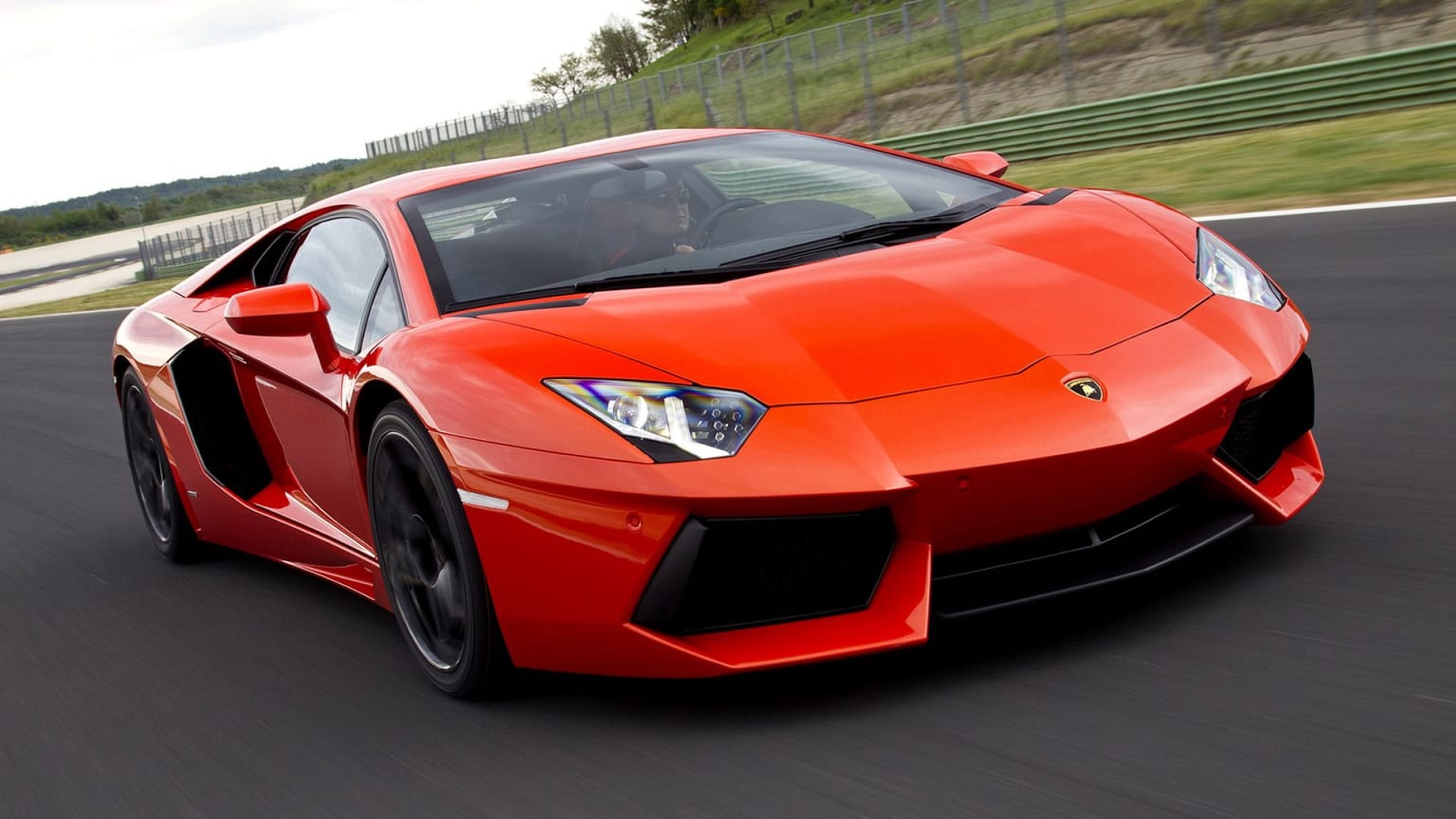 Lamborghini Aventador : une légende (presque) accessible