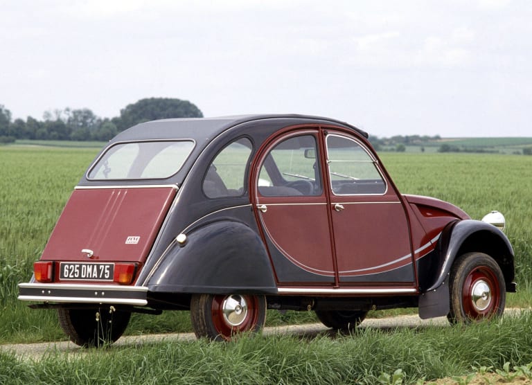 citroen_2cv_1981_photos_3-aspect-ratio-2048-1482.jpg