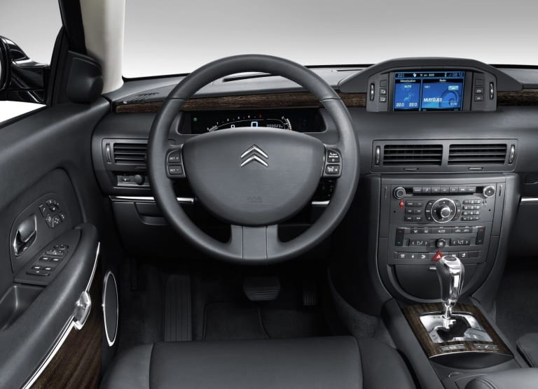 citroen_c6_2005_photos_2-aspect-ratio-2048-1482.jpg