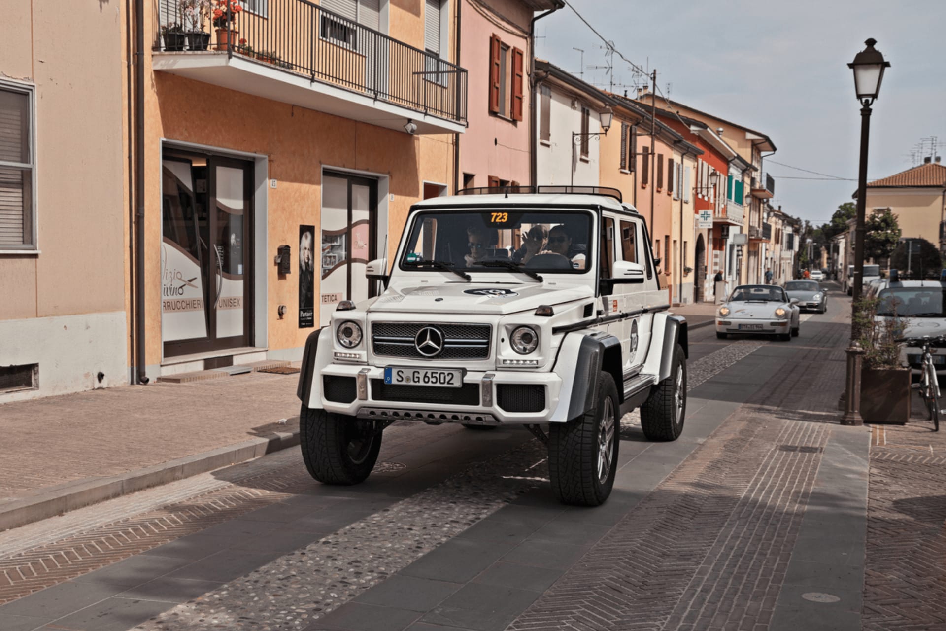 Ce 4x4 Mercedes coûte 950 000 € d'occasion, le plus fou c'est que son propriétaire n'est même pas censé s'asseoir à l'avant