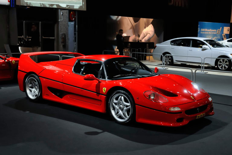 Voici la Ferrari longtemps sous-estimée qui dépasse désormais la mythique F40