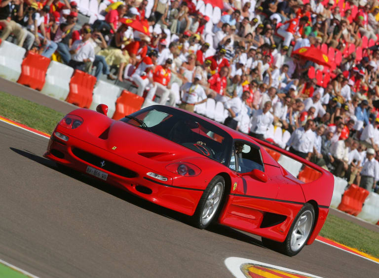 ferrari_f50_1995_photos_1-e1619827626170.jpg