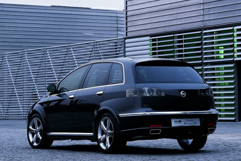 fiat_croma_2005_wallpapers_3-aspect-ratio-800-536.jpg
