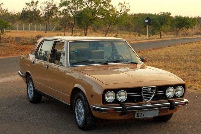 Alfa Romeo/FNM 2300: la dernière Alfa brésilienne !