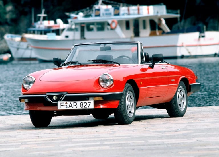 images_alfa_romeo_spider_1983_1-aspect-ratio-1600-1149.jpg