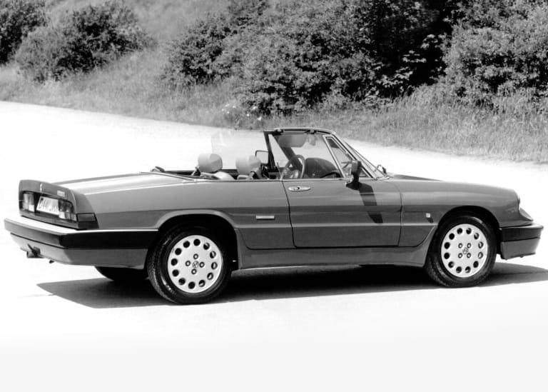 images_alfa-romeo_spider_1986_1-aspect-ratio-1600-1144.jpg