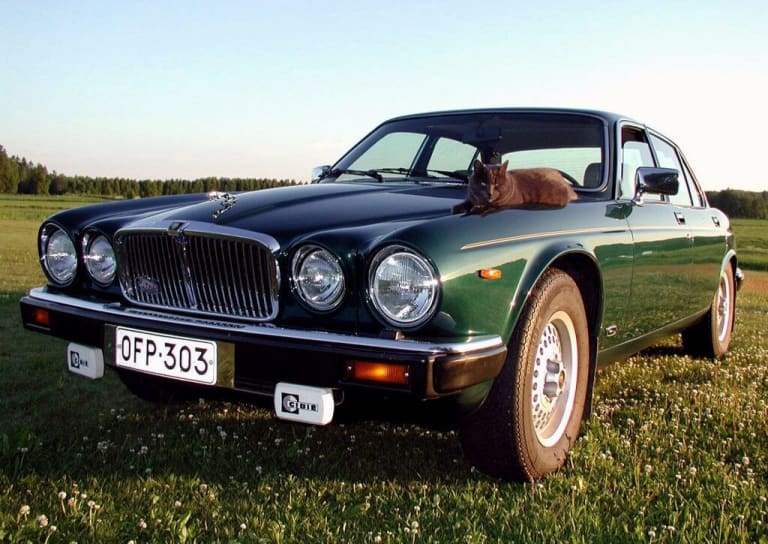 images_jaguar_xj_1979_3-aspect-ratio-1024-725.jpg