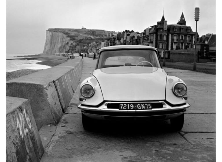 images_list-r4x3w1000-5790a8387733a-citroen-ds-19-de-1958-aspect-ratio-1000-729.jpg