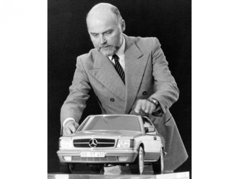 images_list-r4x3w1000-579c5a5cdf24d-bruno-sacco-entre-au-automotive-hall-of-fame_4.jpg