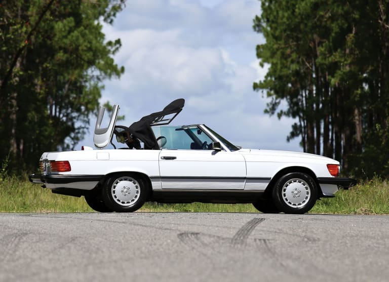 images_mercedes-benz_sl-klasse_1985_3-aspect-ratio-2048-1486.jpg