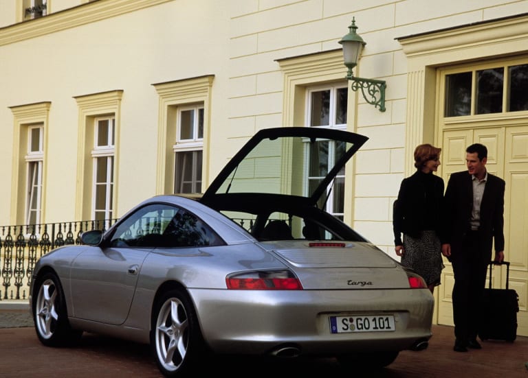images_porsche_911-targa_2001_4-aspect-ratio-1600-1148.jpg