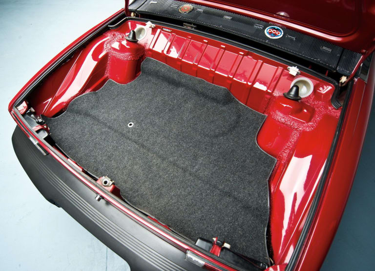 images_porsche_914_1975_1-aspect-ratio-2048-1481.jpg