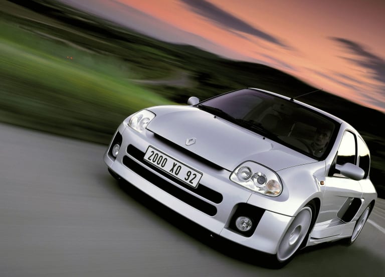 images_renault_clio_1999_1-aspect-ratio-2048-1471.jpg
