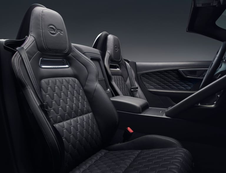 jaguarftype18mysvrconvertiblestudiointerior10011702-scaled.jpg