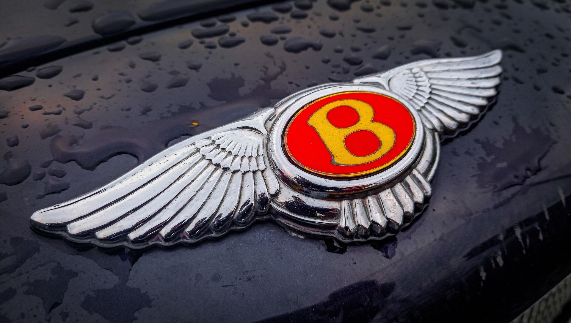 45 000 à 90 000 € : cette Bentley cache un détail fascinant