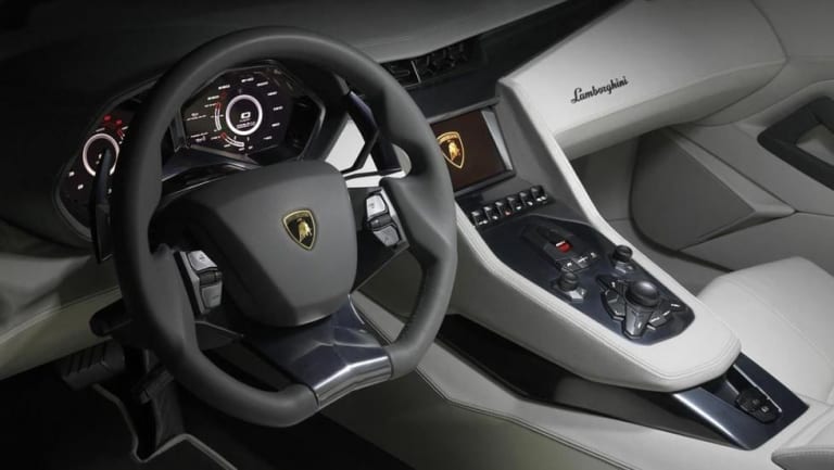 lamborghini_estoque_9.jpg