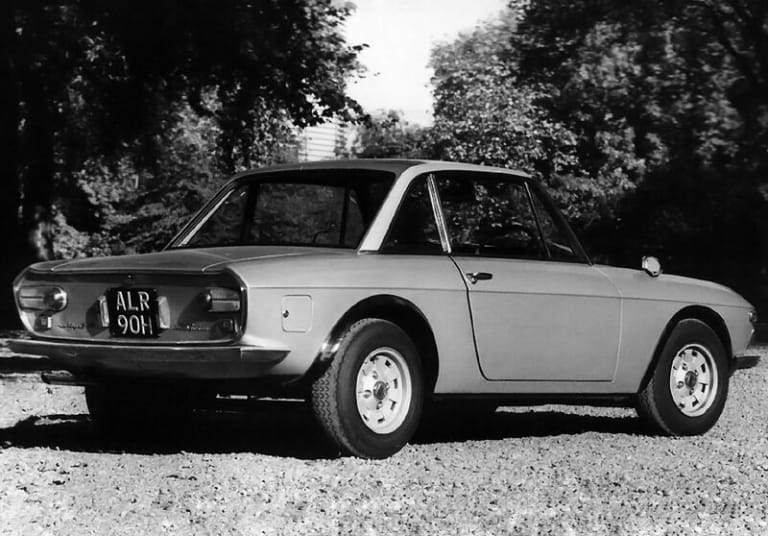 lancia_fulvia_1965_wallpapers_2-aspect-ratio-800-558.jpg