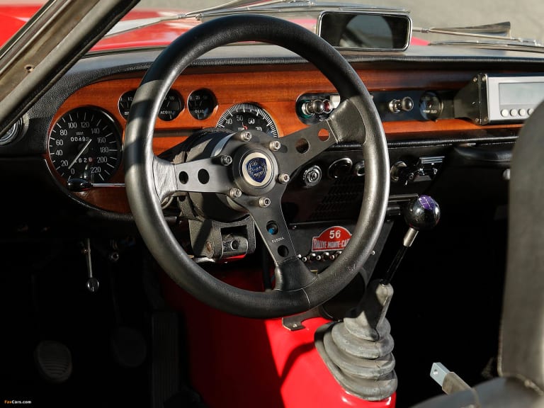 lancia_fulvia_pictures_1.jpg