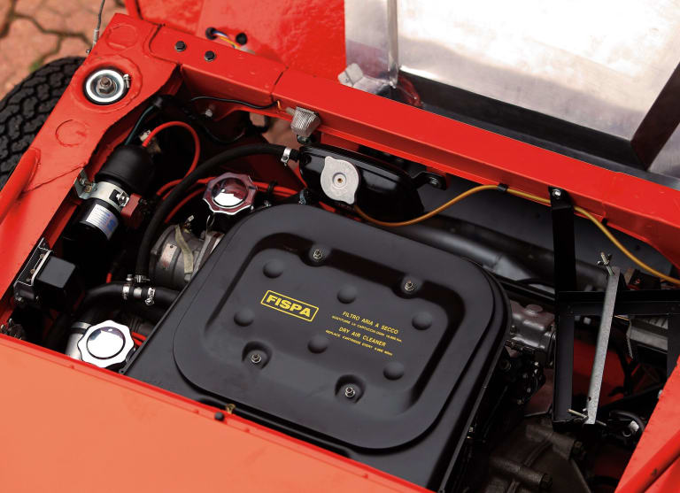 lancia_stratos_1973_images_8-aspect-ratio-2048-1484.jpg
