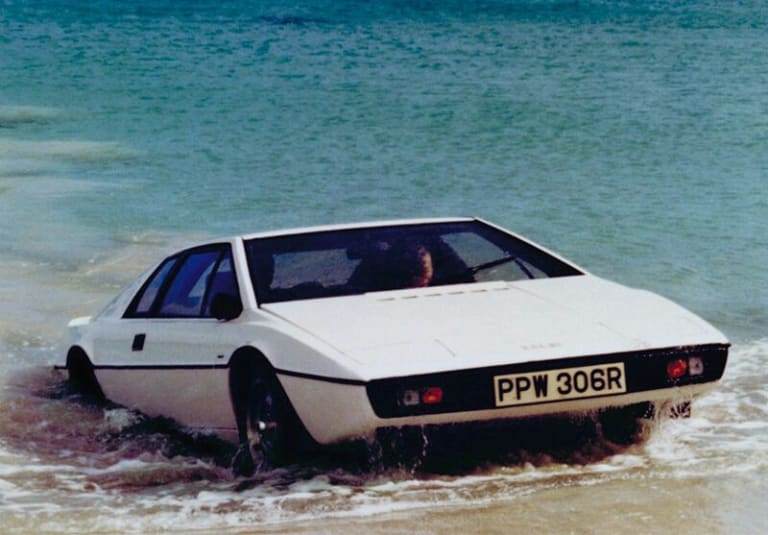 lotus_esprit_1977_wallpapers_1-aspect-ratio-800-557.jpg