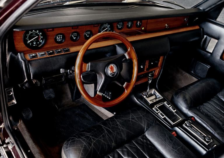 maserati_quattroporte_1974_photos_1-aspect-ratio-1280-907.jpg