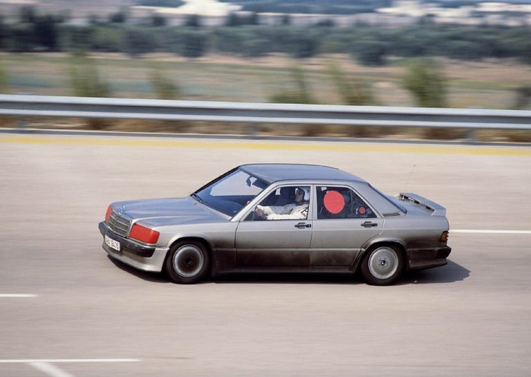 mercedes-benz_190-w201_1983_images_2-aspect-ratio-1280-909.jpg