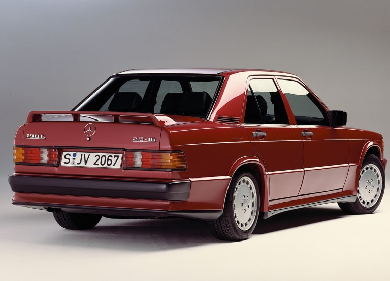 mercedes-benz_190-w201_1988_images_2-aspect-ratio-2048-1480.jpg