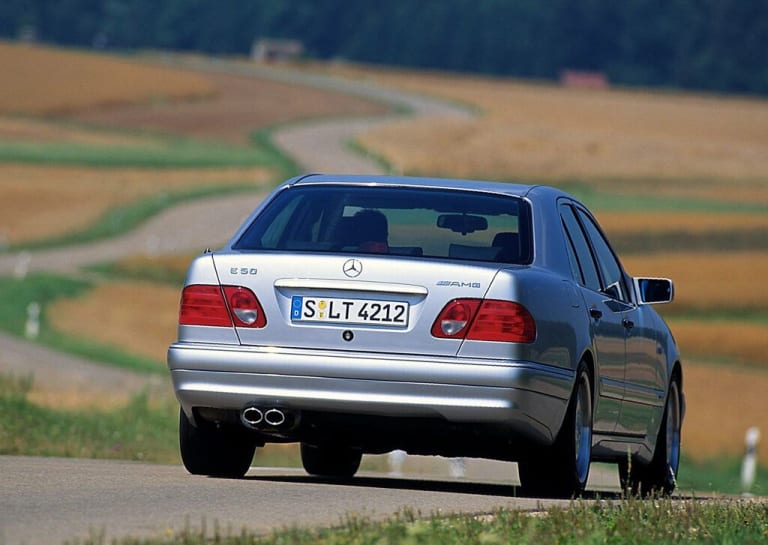 mercedes-benz_e-klasse_1996_wallpapers_5-aspect-ratio-1024-727.jpg