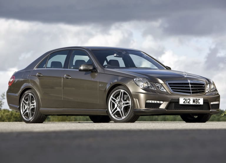 mercedes-benz_e-klasse_2009_photos_12-aspect-ratio-2048-1479.jpg