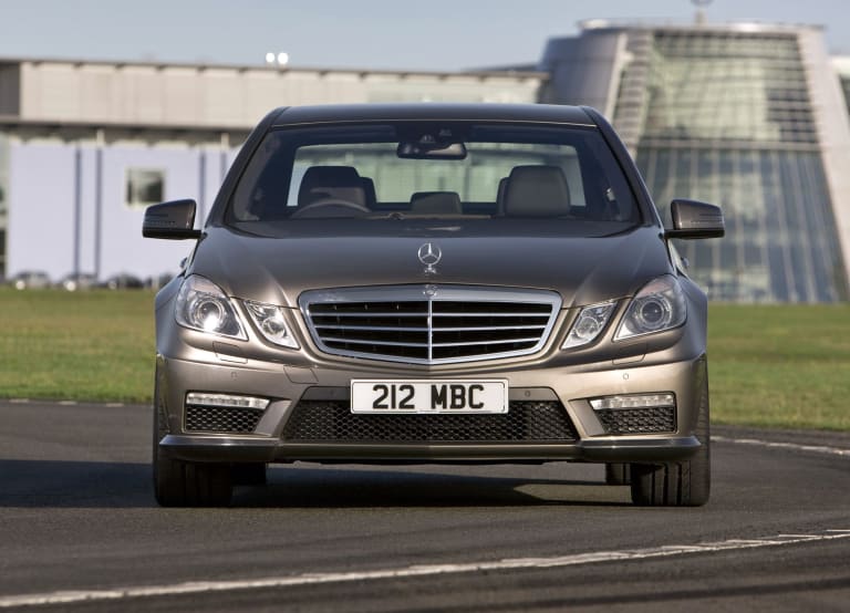 mercedes-benz_e-klasse_2009_pictures_5-aspect-ratio-2048-1477.jpg