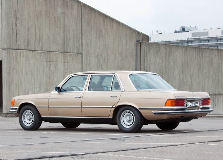 mercedes-benz_s-klasse_1975_images_1-aspect-ratio-2048-1464.jpg