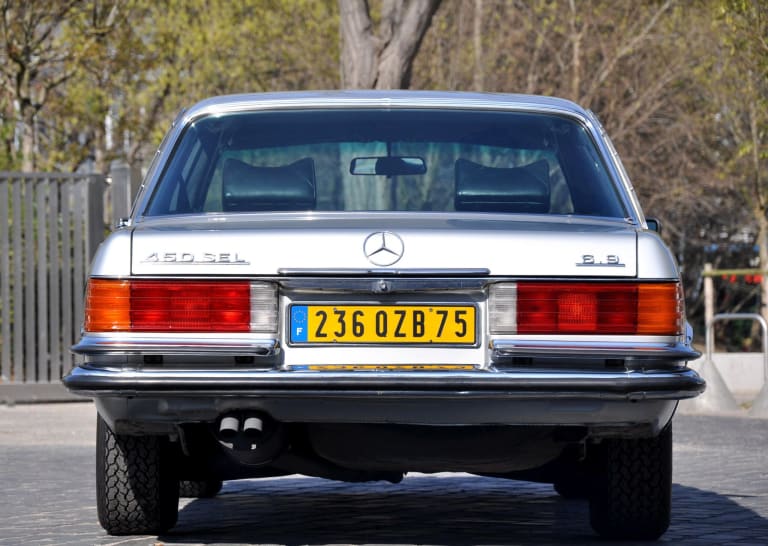 mercedes-benz_s-klasse_1975_photos_1-aspect-ratio-2048-1457.jpg