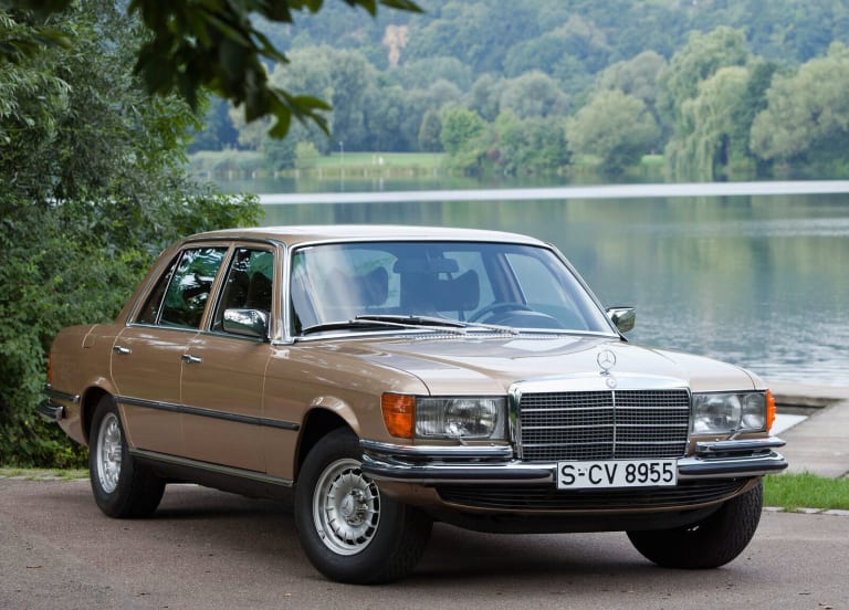 mercedes-benz_s-klasse_1975_wallpapers_1_1600x1200-aspect-ratio-1600-1151.jpg