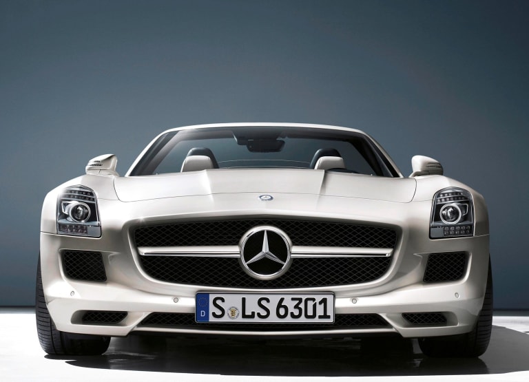 mercedes-benz_sls_2011_photos_4-aspect-ratio-2048-1479.jpg