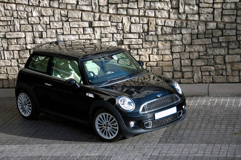mini-inspired-by-goodwood-01.jpeg