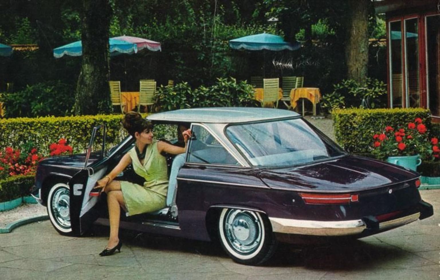 Panhard 24 : un tigre dans votre moteur.