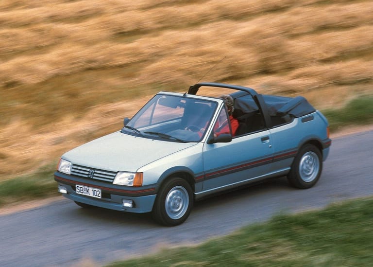 peugeot_205_1986_pictures_6-aspect-ratio-1280-915.jpg