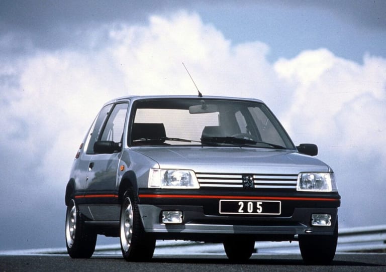 peugeot_205_1991_photos_2-aspect-ratio-1024-722.jpg