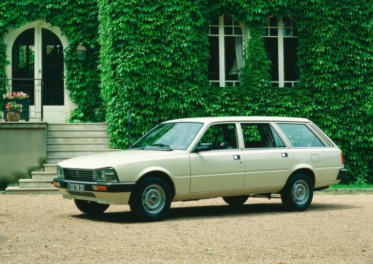 peugeot_505_1982_photos_1-aspect-ratio-1920-1359.jpg