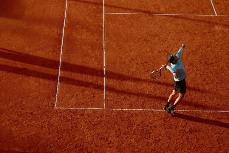 Pourquoi Rafael Nadal, multimillionnaire, reste fidèle à une marque inattendue au volant ?